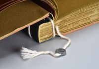 Libro antico rilegato